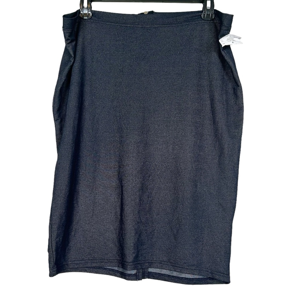 4/$25 Mod'Land Paris black knit skirt NWT looks like denim